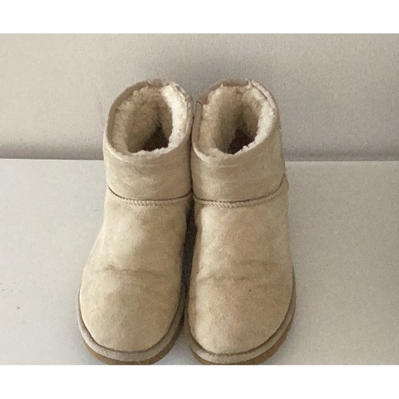 mini sand uggs (8)